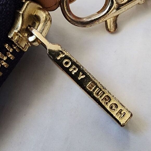 Tory Burch Robinson Wristlet Wallet - Picture 6 of 7